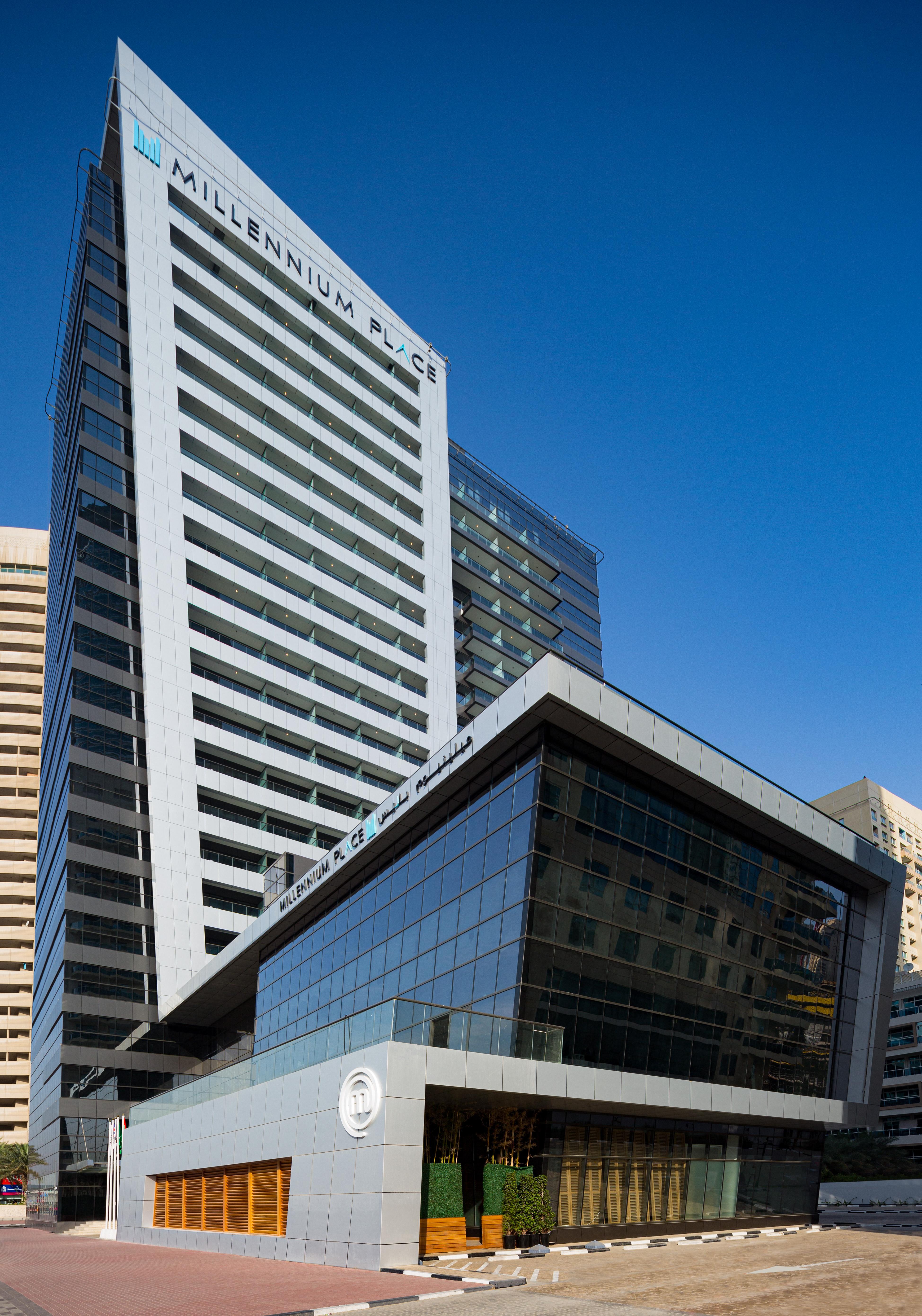 Millennium Place Dubai Marina Hotel Exterior photo