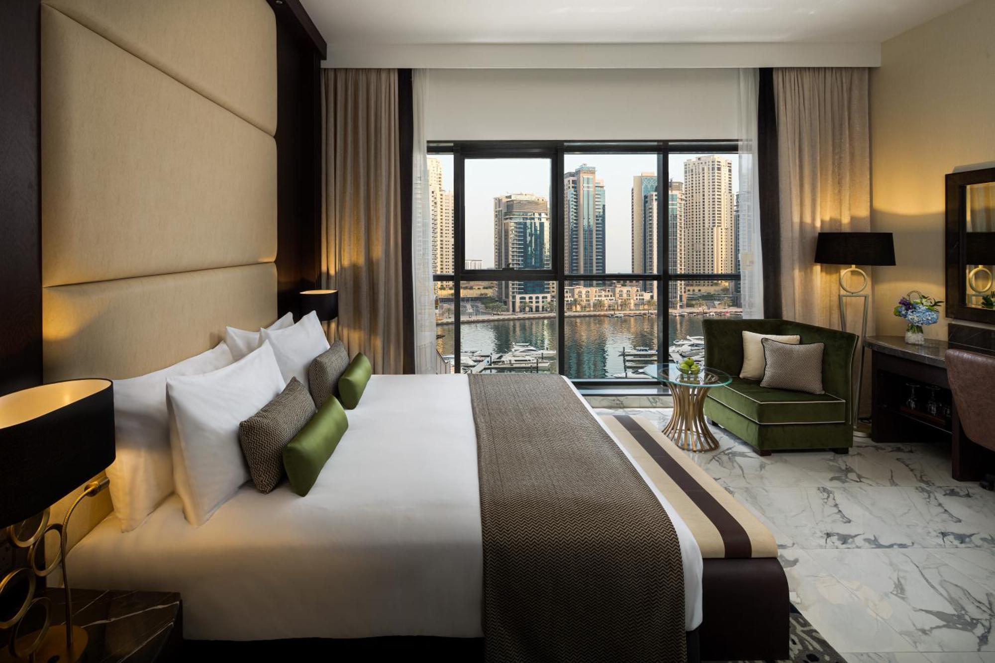 Millennium Place Dubai Marina Hotel Exterior photo